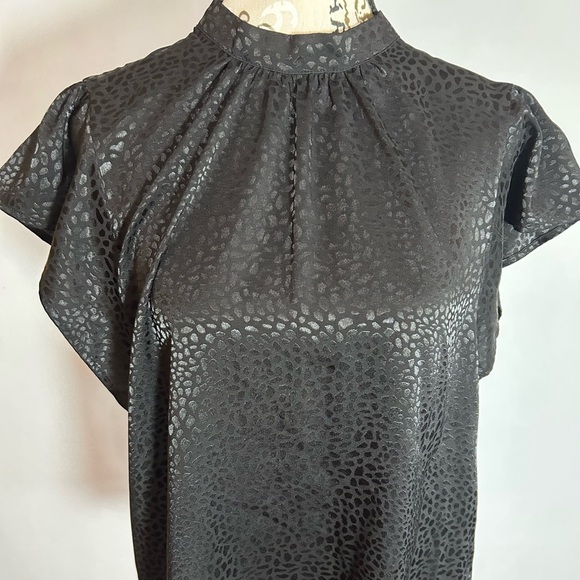 Nine West Black Textured Blouse Large. New with tags! - Picture 5 of 7
